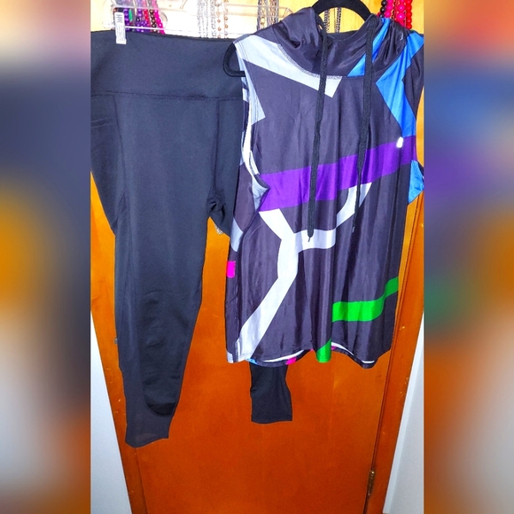 Activewear separates - Picture 1 of 1